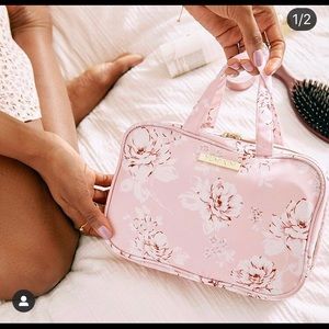 yumi kim Train Hanging Case